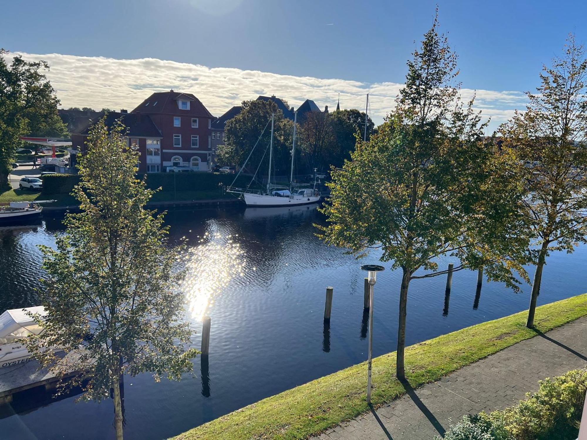 Gemuetliches Studio Im Stadtkern Mit Kanalblick Эмден Экстерьер фото